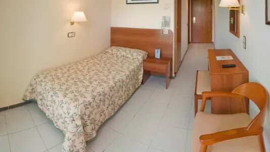 Single room- sleeps 1 